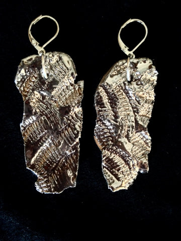 Earrings 22kt White Gold Leaf Look Hand Carved