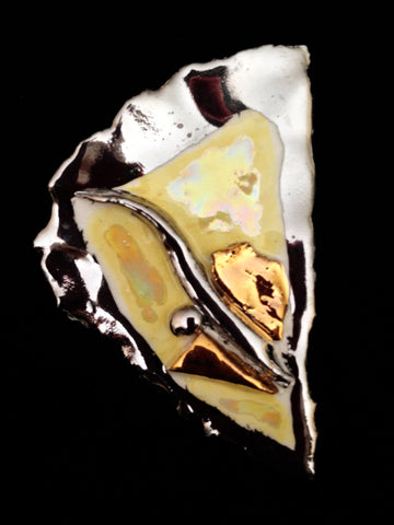 Pin Yellow with Mother of Pearl overlay and 22 kt Yellow and White gold overlay